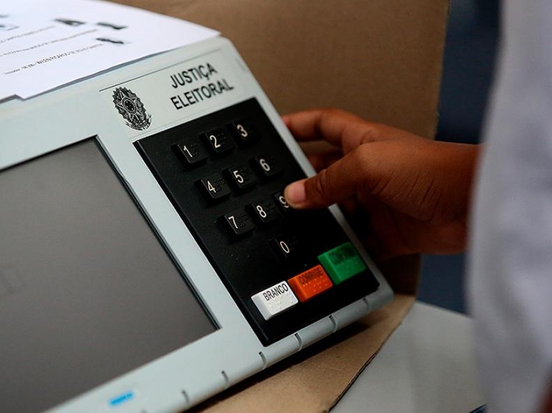 Faltam 30 dias para o 1º turno das Eleições Gerais de 2026: TRE-MT intensifica preparativos e orienta eleitores