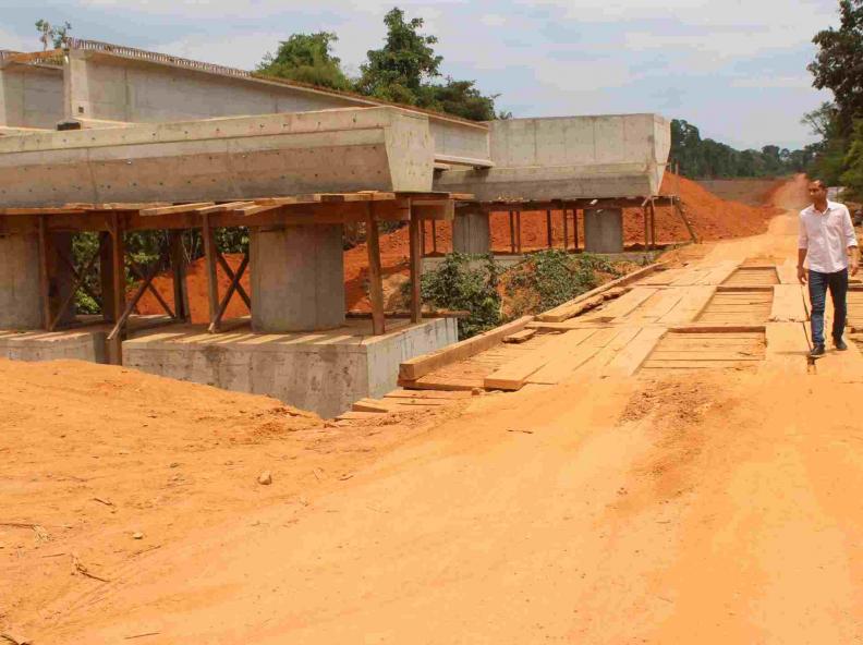 Prefeito Edemilson Marino acompanha avanço das obras de seis pontes de concreto na MT-160