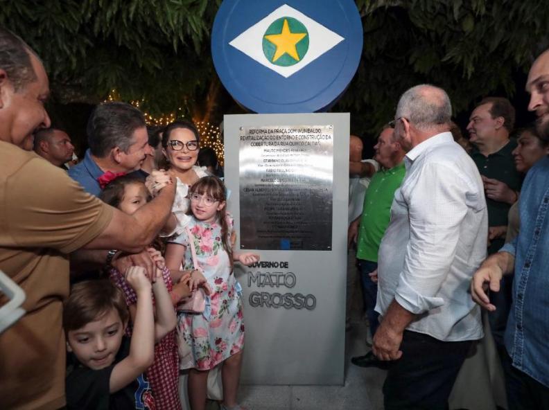 Reforma da Praça Dom Wunibaldo em Chapada é dedicada à primeira-dama de MT como ‘Espaço SER Família’