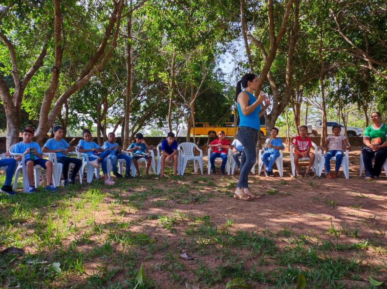 Prefeitura e Unemat realizam ação de educação ambiental no Parque das Capivaras