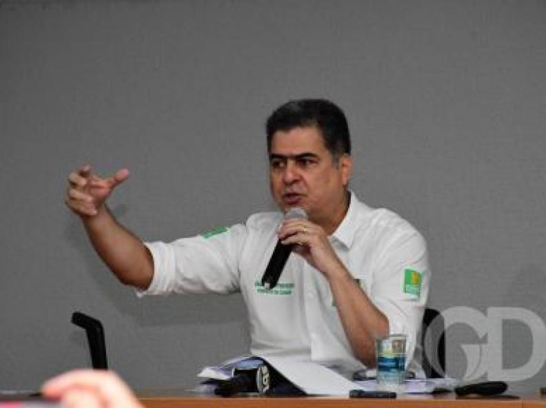 Emanuel decreta estado de calamidade pública na Saúde e cria comissão para apurar mortes