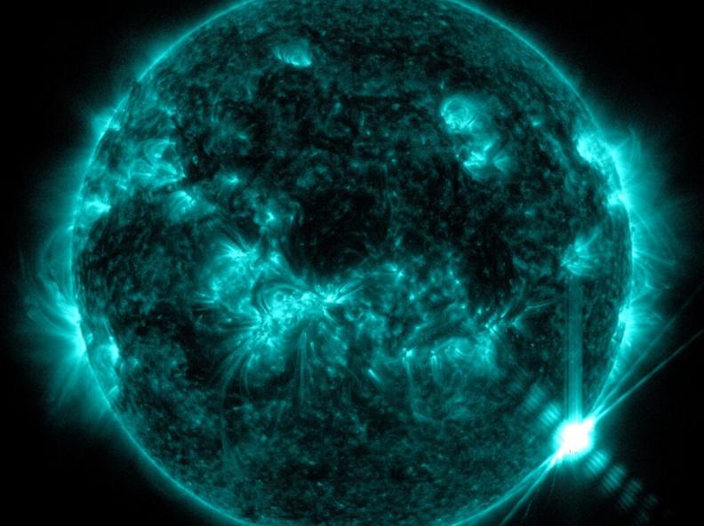 NASA capta fotografia de “explosão de energia” no Sol