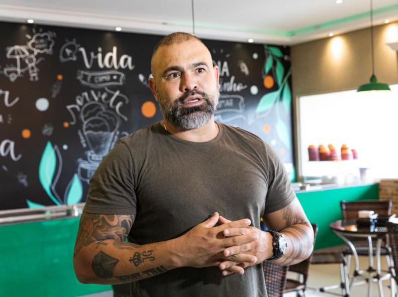 Dono de sorveteria amplia negócio com apoio de crédito da Desenvolve MT e gera empregos