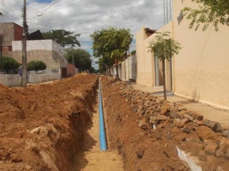 Seis a cada 10 mato-grossenses não tem esgoto encanado em casa, revela IBGE