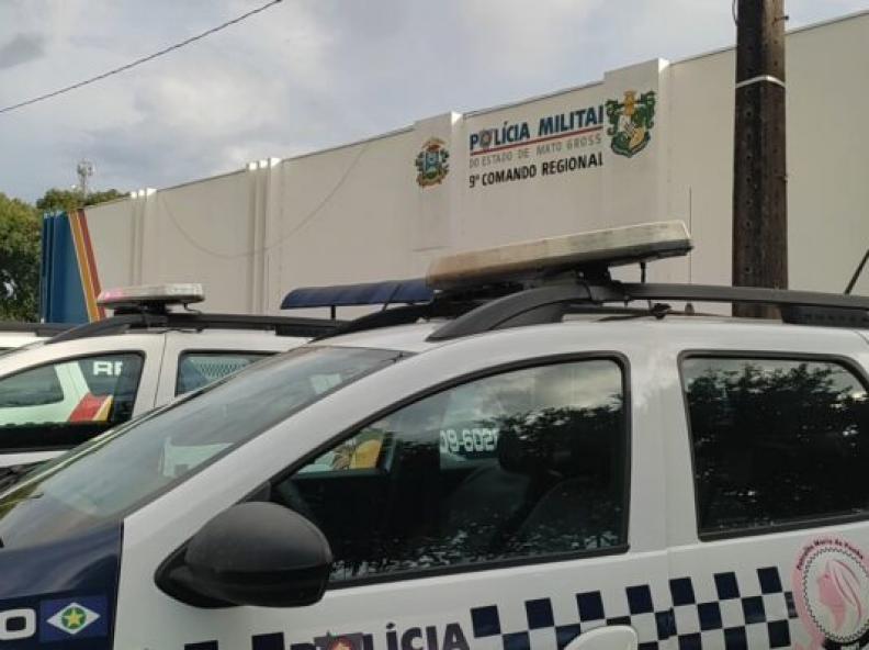 Suposto ritual de quebra de feitiço: homem entrega dinheiro e arma para golpista