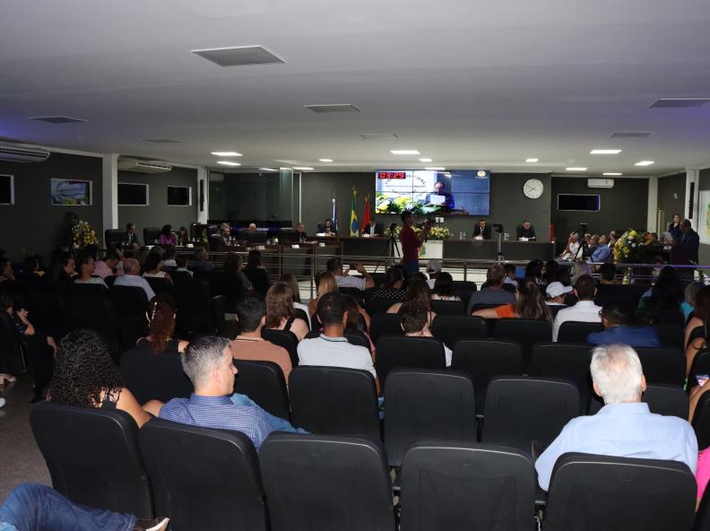 Câmara de Vereadores de Alta Floresta realiza sessão solene para entrega de Títulos de Cidadão Honorário