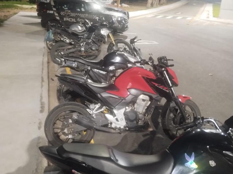 PM impede rolezinho de motoqueiros na MT-251 em Cuiabá