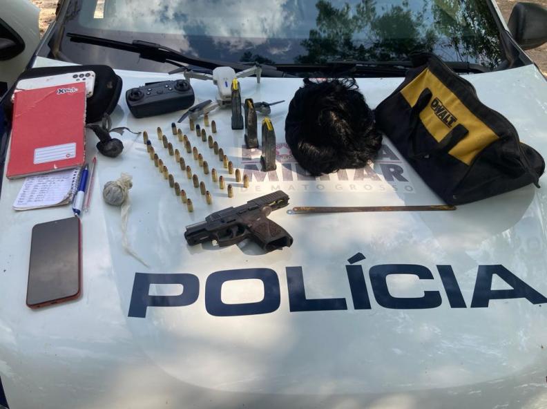 A Polícia Militar de Nova Canaã do Norte realizou nesta quarta-feira 20, a prisão de um homem de 43 anos, suspeito de estar desviando defensivos agrícolas de uma fazenda.