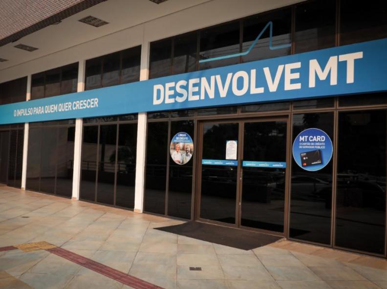 Governo de MT libera volume recorde de crédito em 2024 para empreendedores mato-grossenses