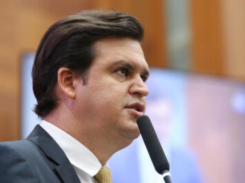 Thiago Silva quer priorizar vagas da Unemat aos estudantes residentes no Estado