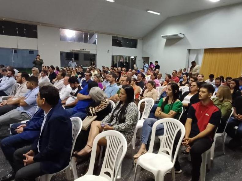 Desenvolve MT apresenta linhas de crédito durante evento em Colíder e capacita agentes