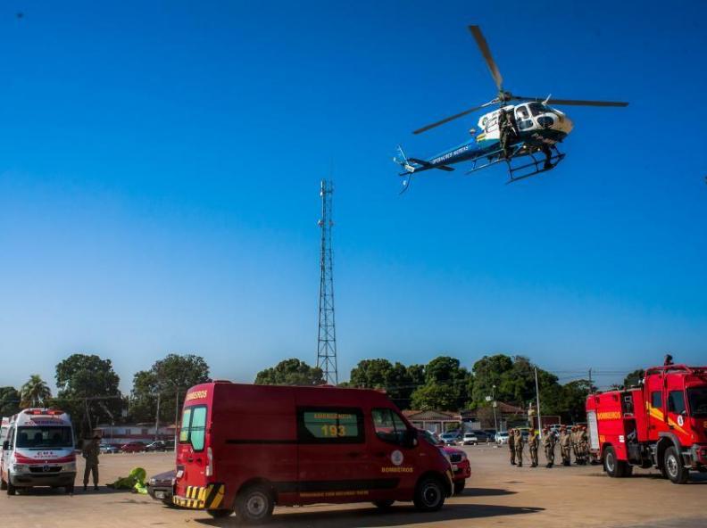 Corpo de Bombeiros e Ciopaer resgatam homem atacado por abelhas em fazenda de Tabaporã