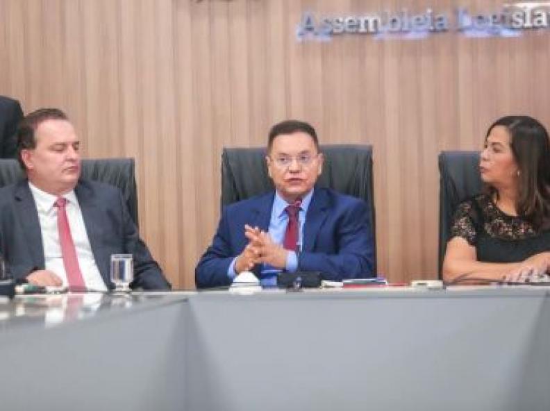Mesa técnica de negociação é criada para discutir recomposição salarial de servidores